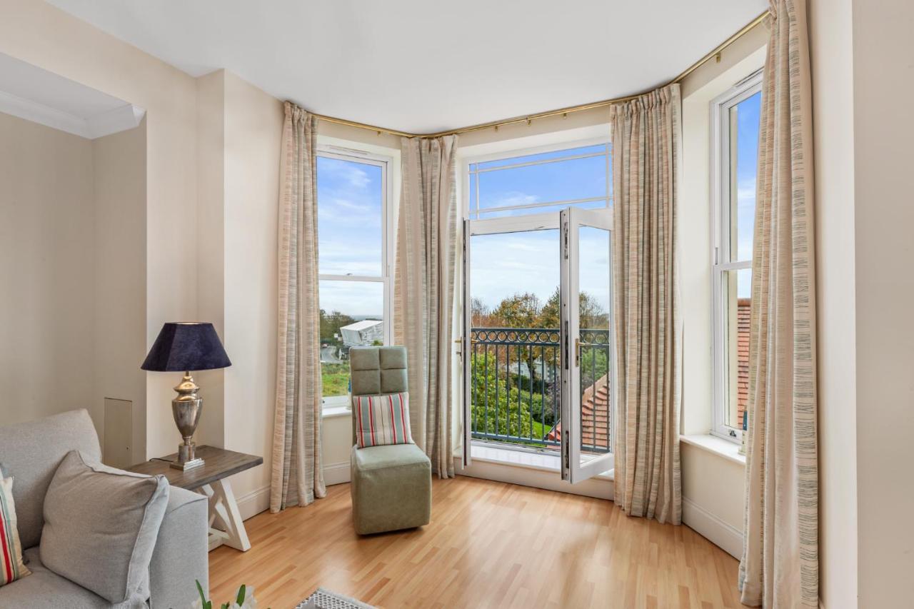 Bryn Y Mor - Tenby Apartment Sea Views Ngoại thất bức ảnh